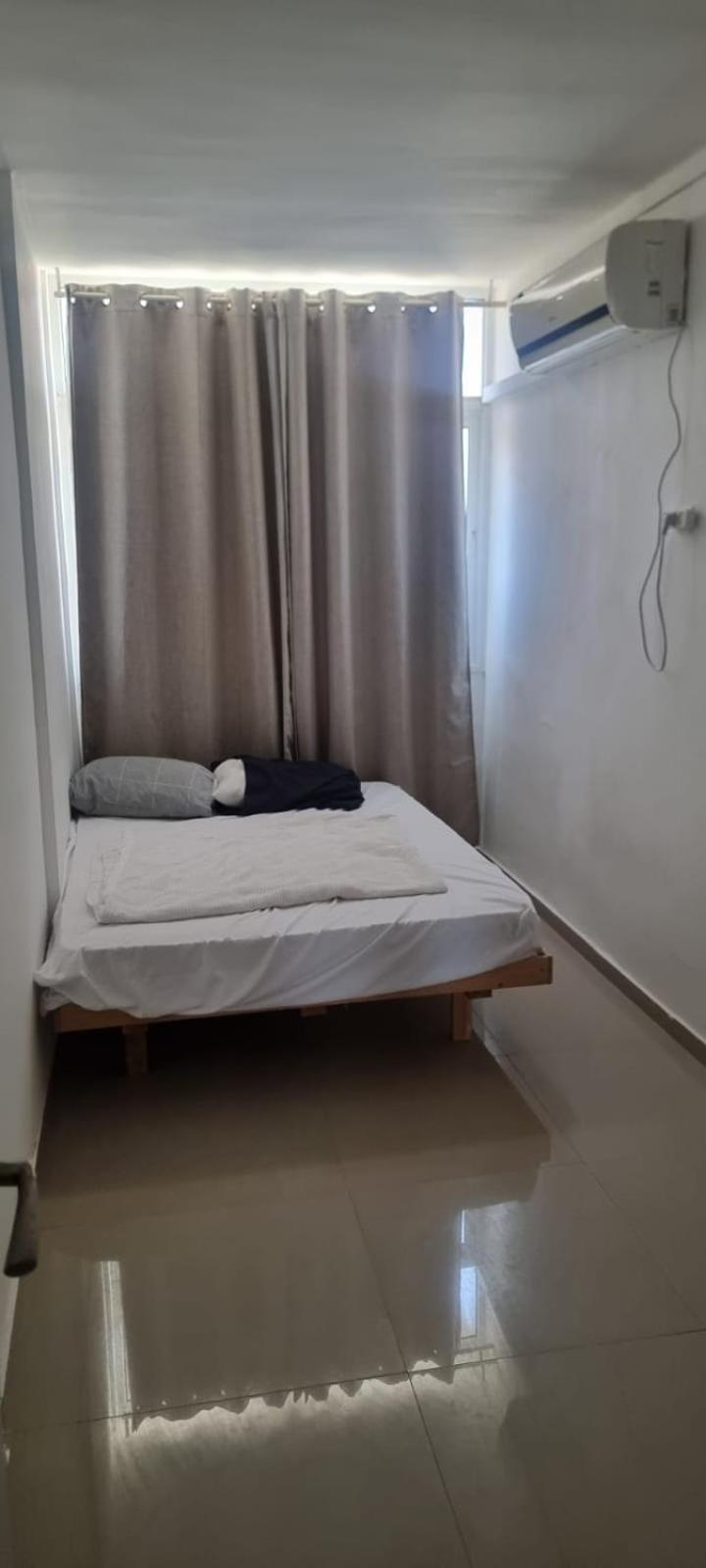בית הנפלא ברחוב ברמן Eilat Kültér fotó
